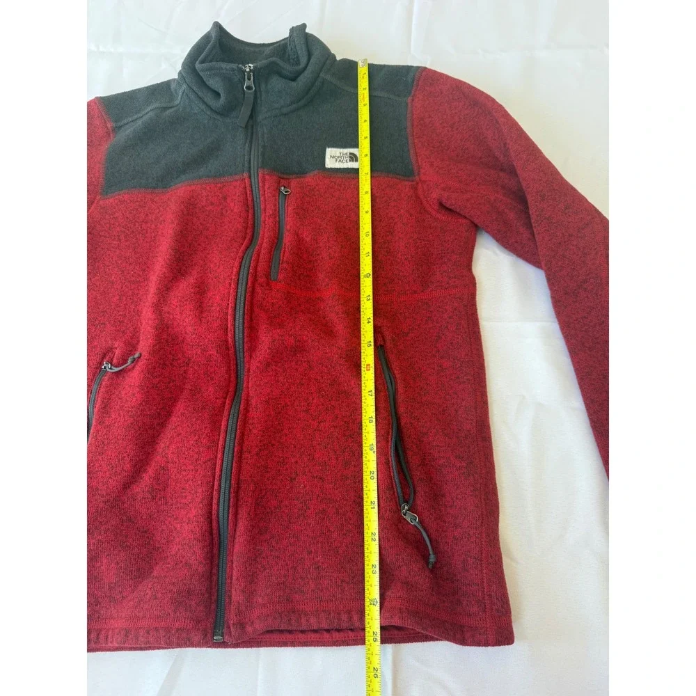 The North Face Mens Gordon Lyons Sweater Fleece Jacket M Red Warm Cozy Gorpcore